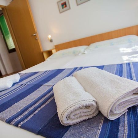 Sobe Ferlora Hotel เซรส ภายนอก รูปภาพ